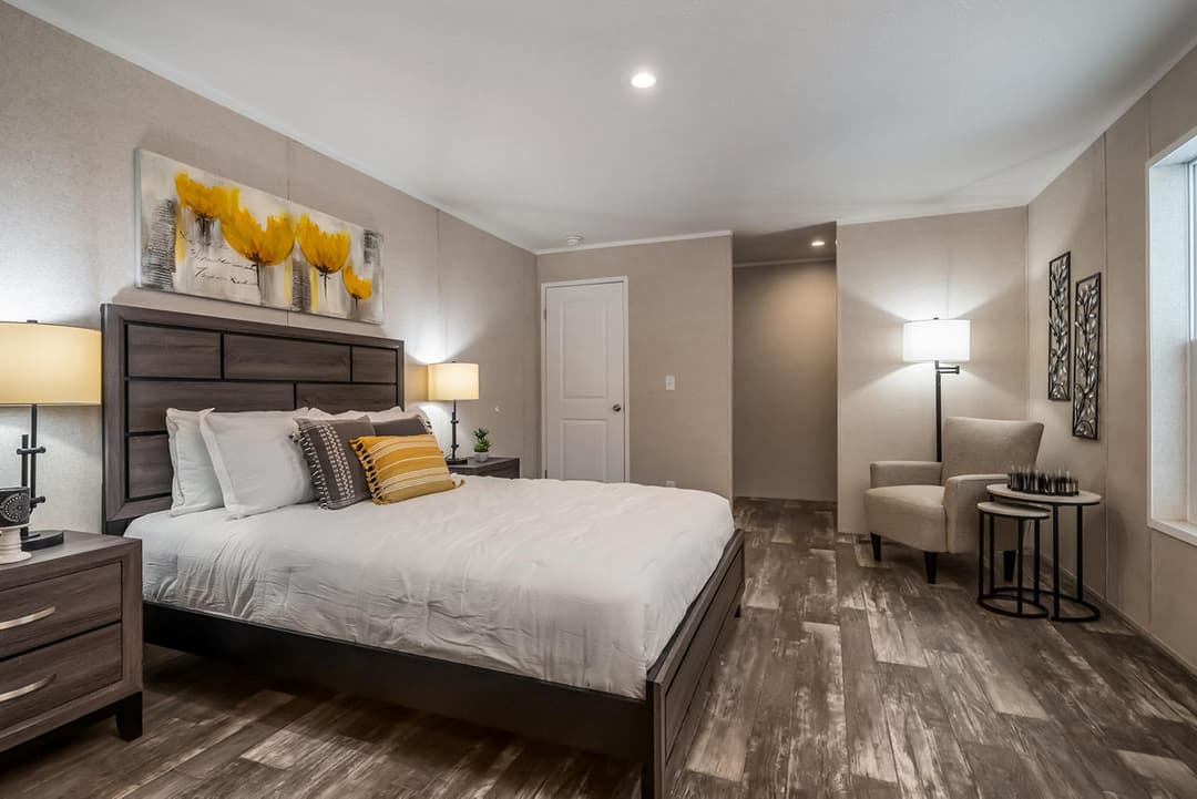 Pinnacle 3904 bedroom home features