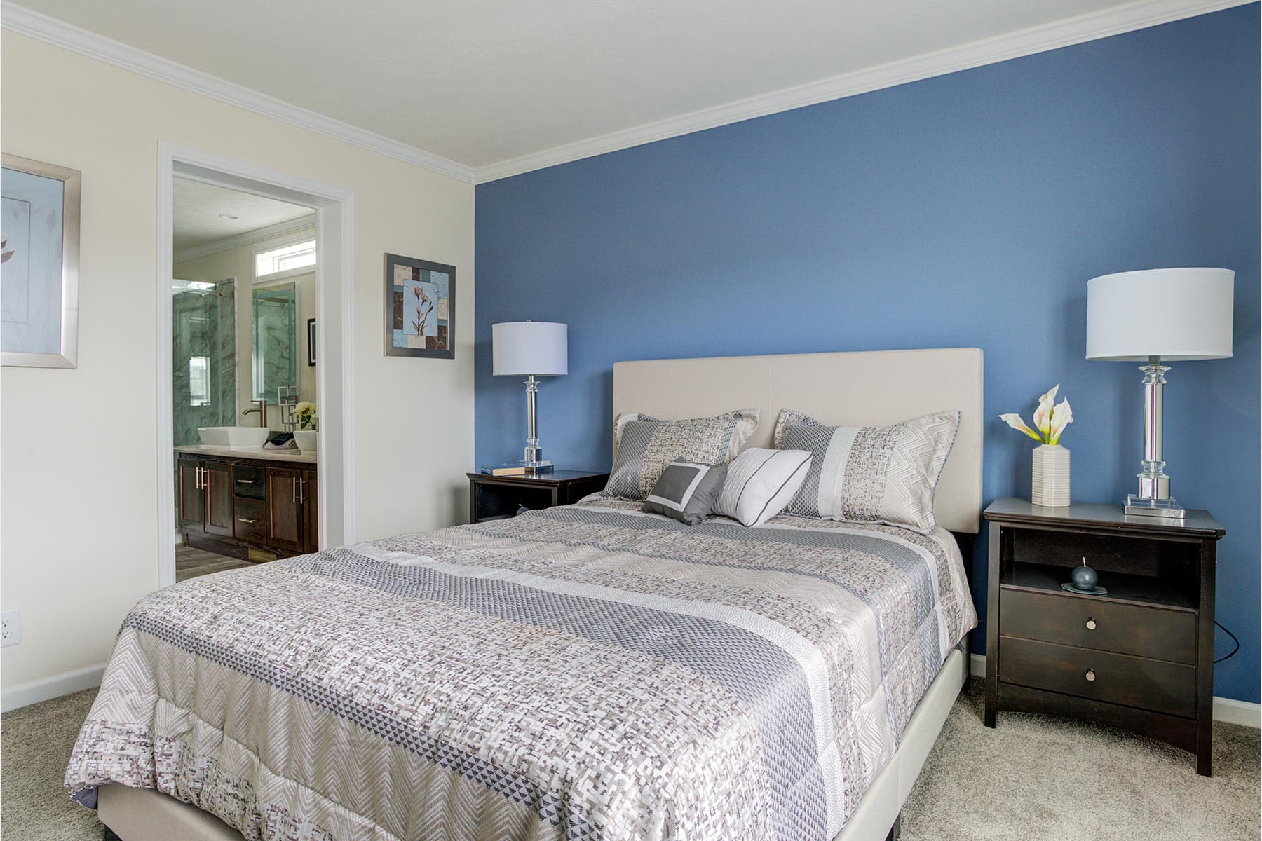 Spectra rh7100 bedroom home features
