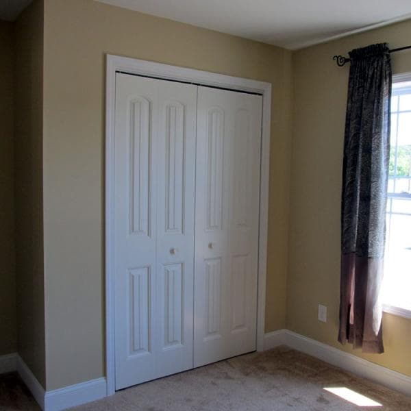 The radford bedroom home features